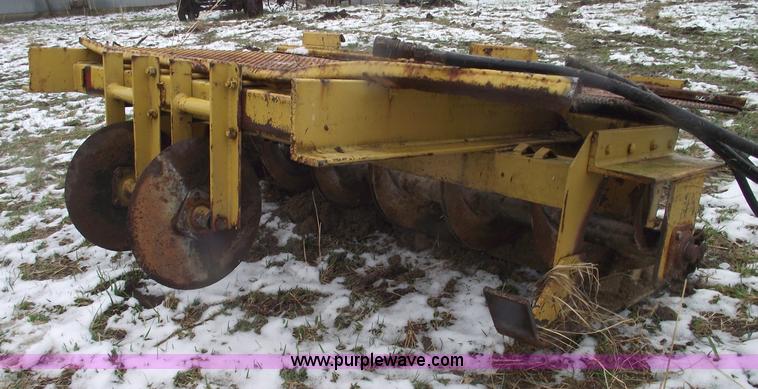 image for item 5511 Skid steer 18" footing digger