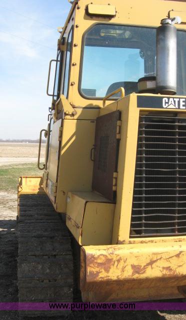image for item 5933 Caterpillar 943LGP track loader