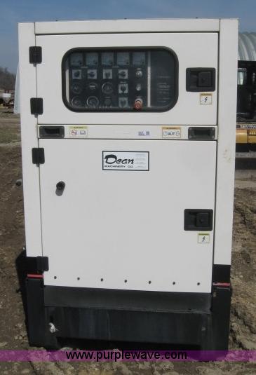 image for item 5937 2001 Caterpillar Olympian XQ10592 electric generator
