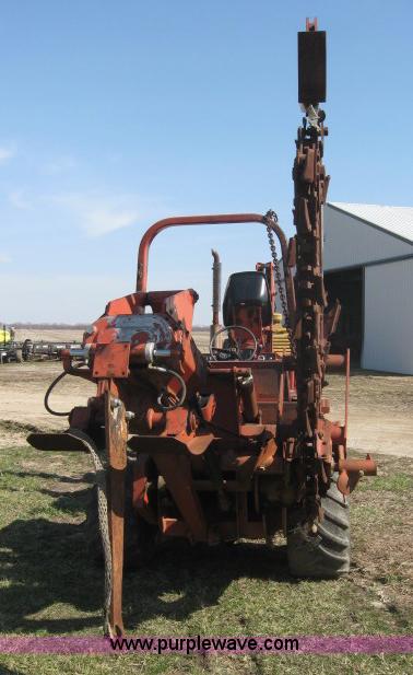 image for item 5951 1987 Ditch Witch 5010-DD trencher/backhoe