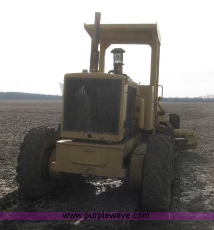 image for item 5966 1968 Caterpillar 14E grader