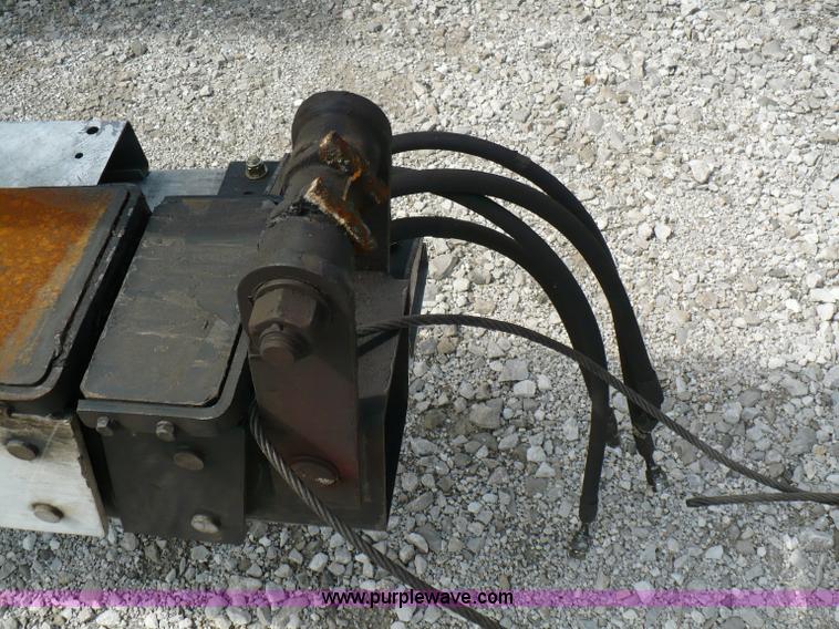 image for item 5997 2005 IMT 16000 hydraulic loader/wallboard crane