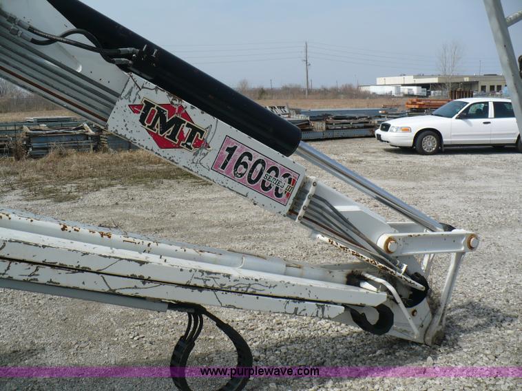 image for item 5998 2004 IMT 16000 hydraulic loader/wallboard crane