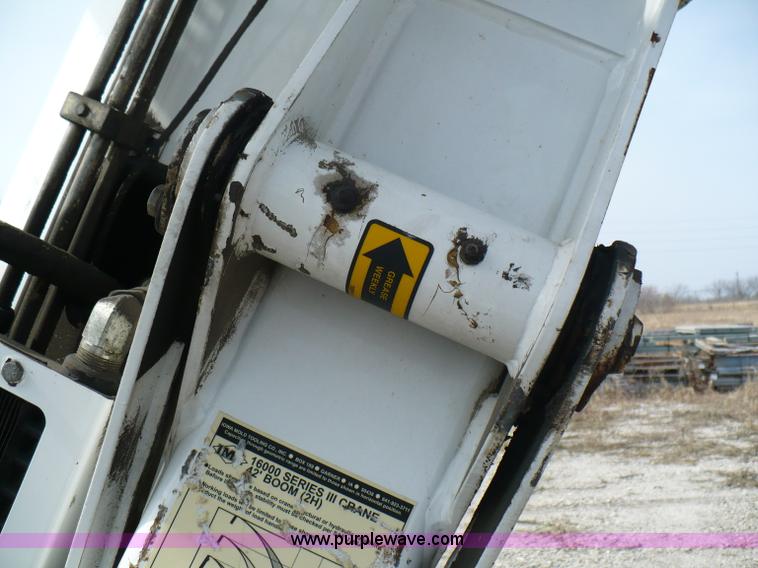 image for item 5998 2004 IMT 16000 hydraulic loader/wallboard crane