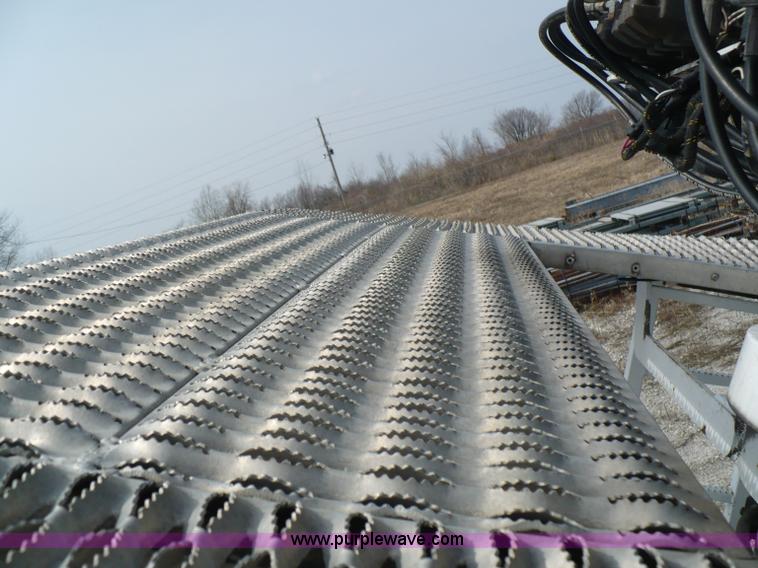 image for item 5998 2004 IMT 16000 hydraulic loader/wallboard crane