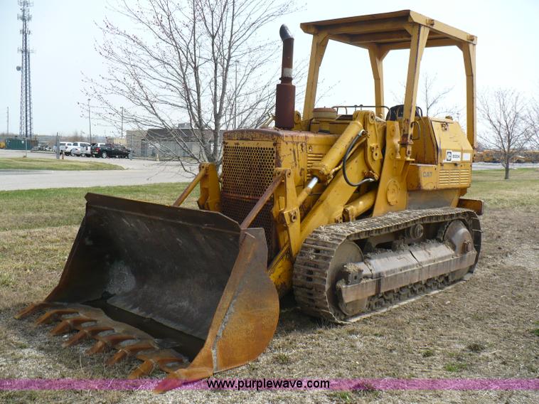 image for item 5999 1970 Caterpillar 955K track loader