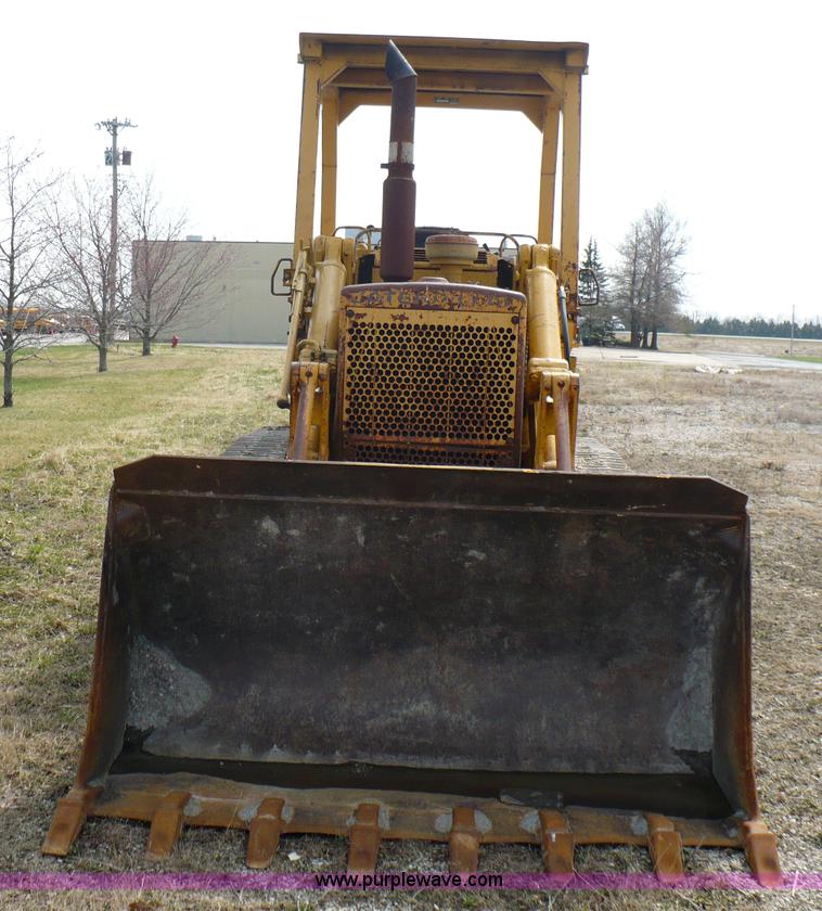 image for item 5999 1970 Caterpillar 955K track loader
