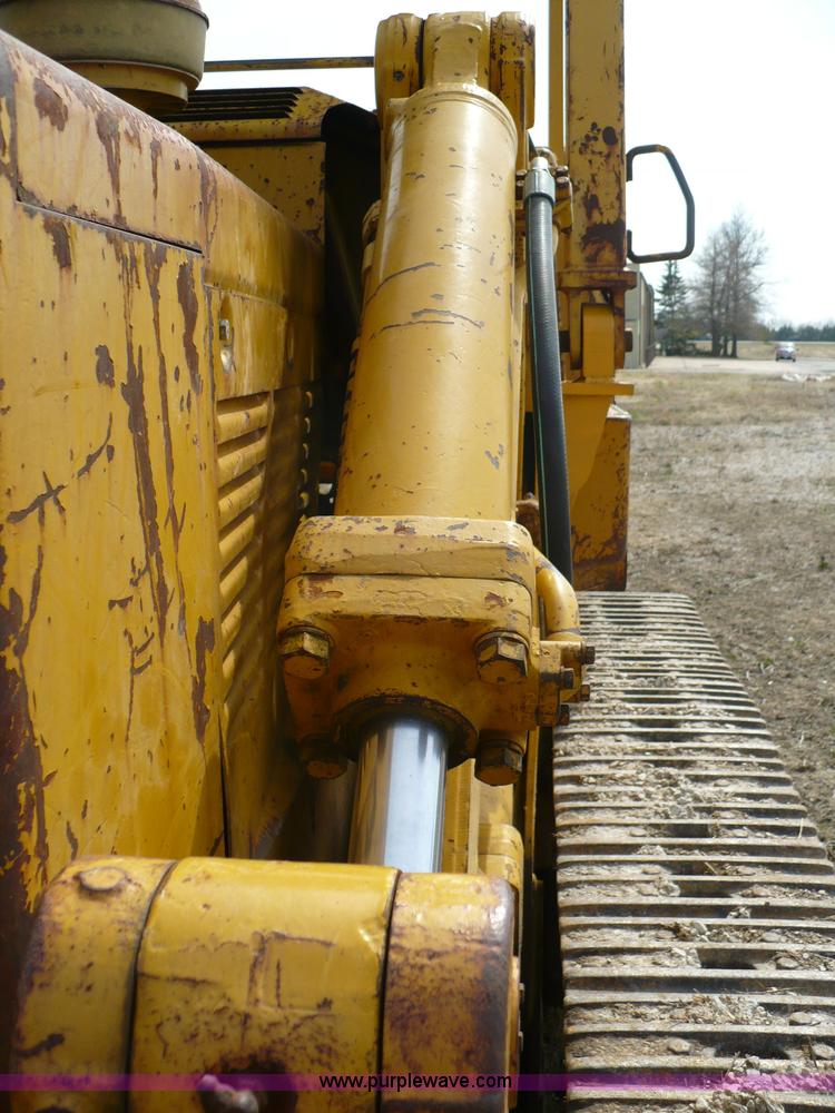 image for item 5999 1970 Caterpillar 955K track loader