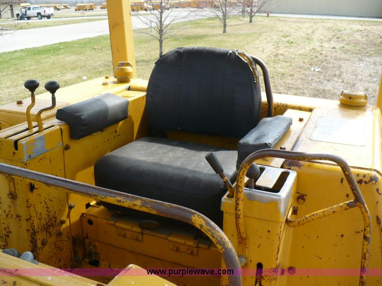 image for item 5999 1970 Caterpillar 955K track loader