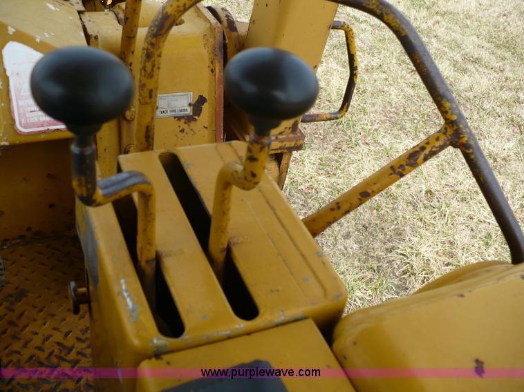 image for item 5999 1970 Caterpillar 955K track loader