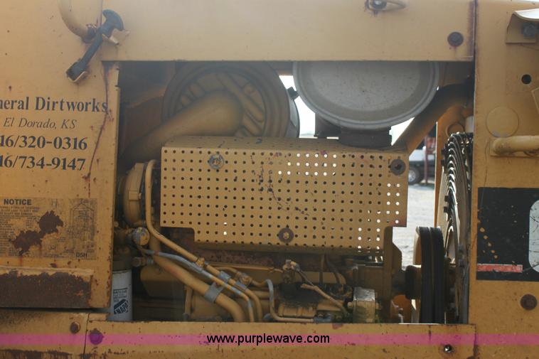 image for item 6534 1995 Caterpillar D5H XL dozer