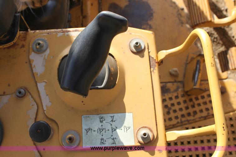 image for item 6534 1995 Caterpillar D5H XL dozer