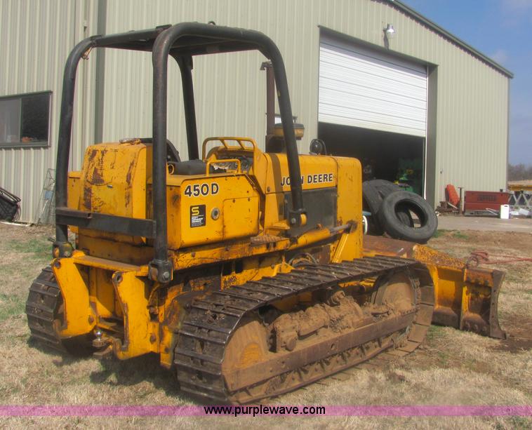 image for item 6991 John Deere 450D dozer