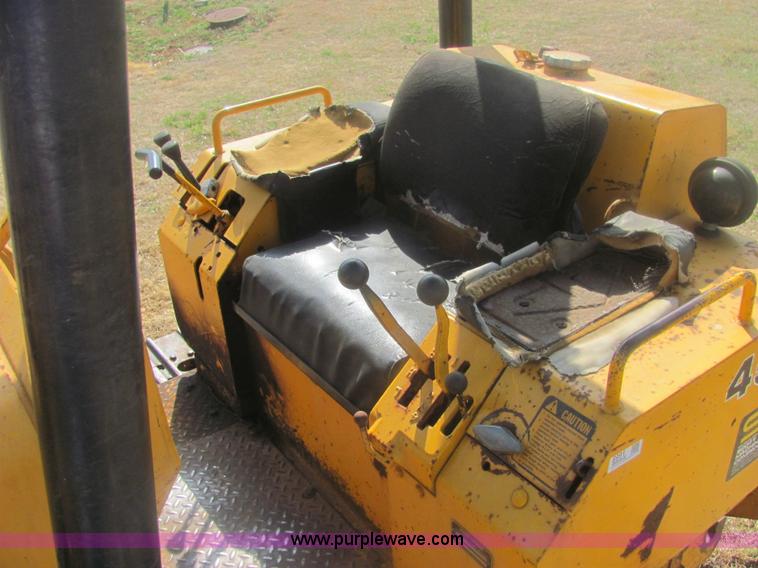 image for item 6991 John Deere 450D dozer