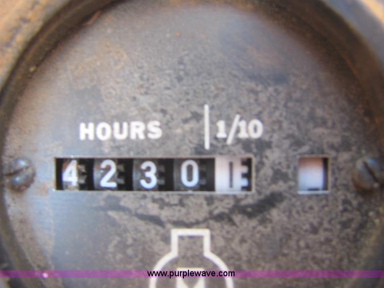 image for item 6991 John Deere 450D dozer