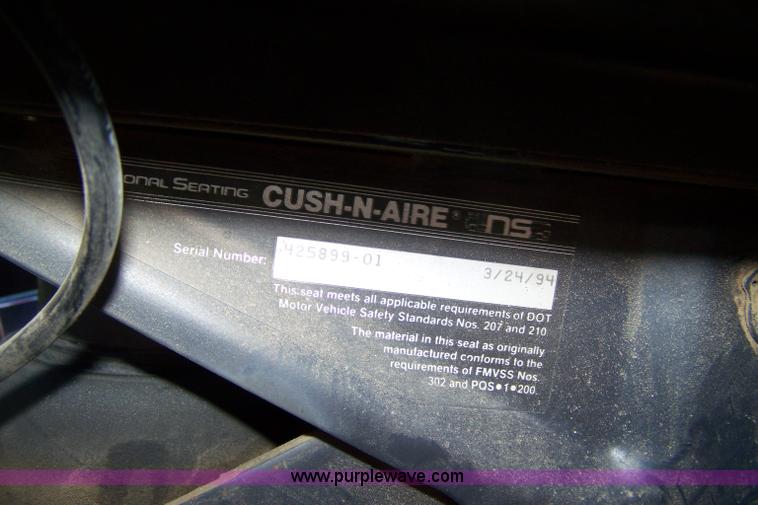 image for item 7328 1994 Ford LT8000 dump truck