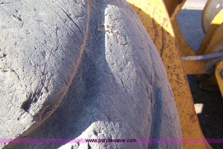 image for item 7329 1989 Dresser 530 wheel loader