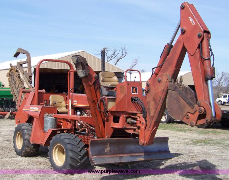 image for item 7332 Ditch Witch 6510 trencher