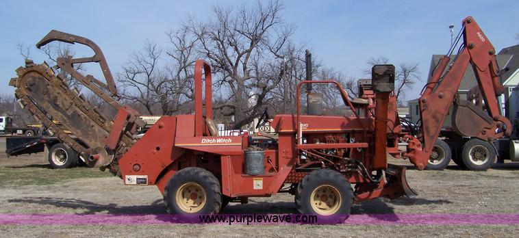 image for item 7332 Ditch Witch 6510 trencher