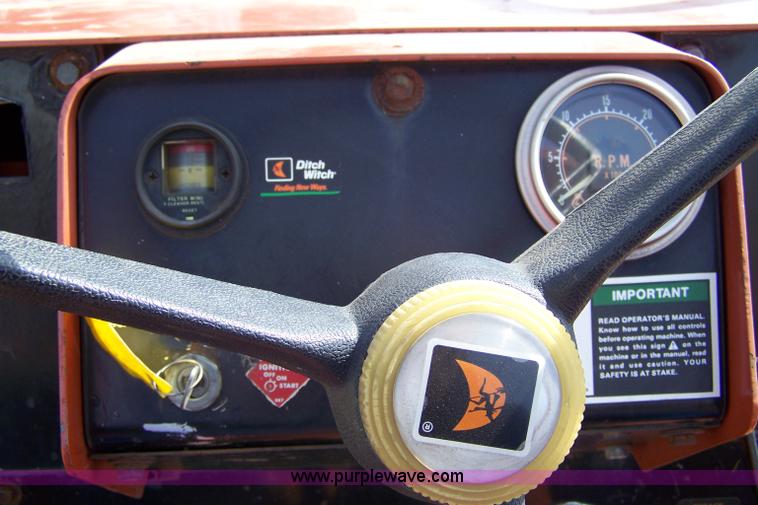 image for item 7332 Ditch Witch 6510 trencher