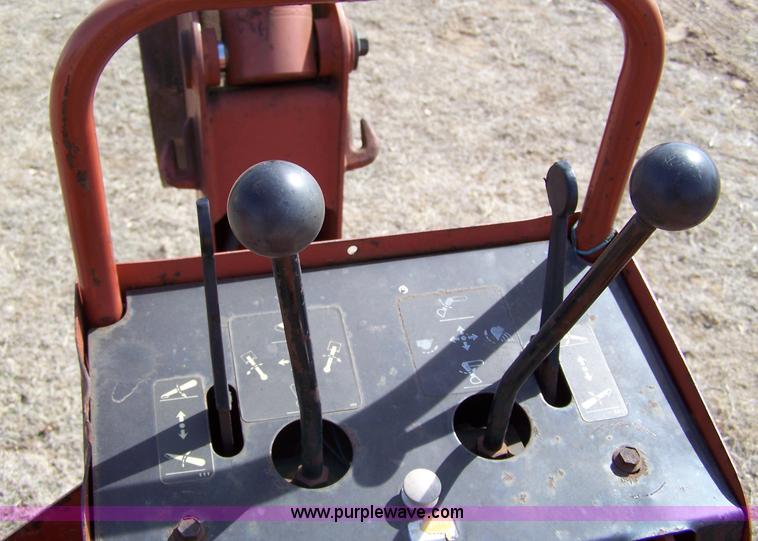 image for item 7332 Ditch Witch 6510 trencher