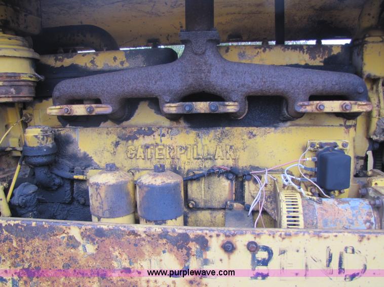 image for item 8408 Caterpillar 12 motor grader