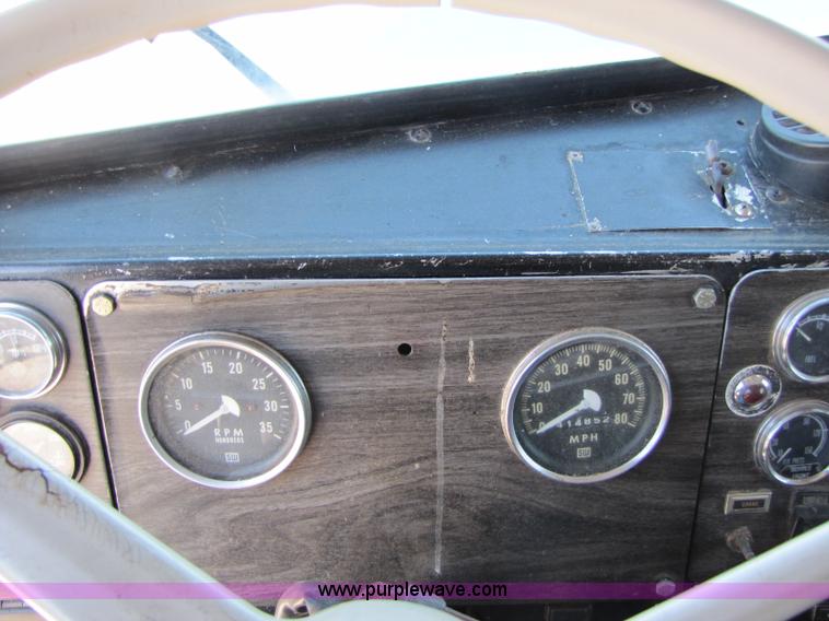 image for item 8409 1978 Kenworth W900 dump truck