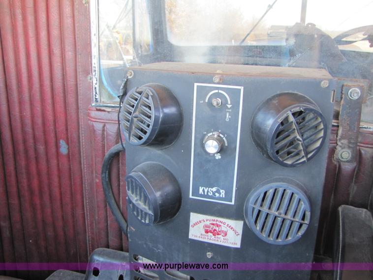 image for item 8409 1978 Kenworth W900 dump truck