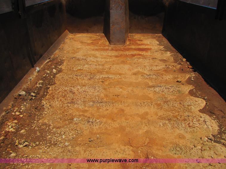 image for item 8409 1978 Kenworth W900 dump truck