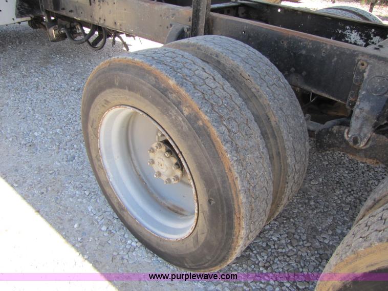 image for item 8409 1978 Kenworth W900 dump truck