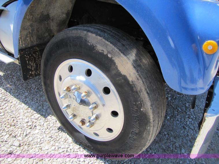 image for item 8409 1978 Kenworth W900 dump truck