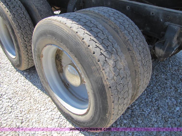 image for item 8409 1978 Kenworth W900 dump truck