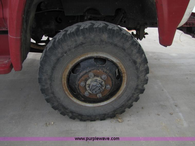 image for item 8660 1979 Ford F600 water truck