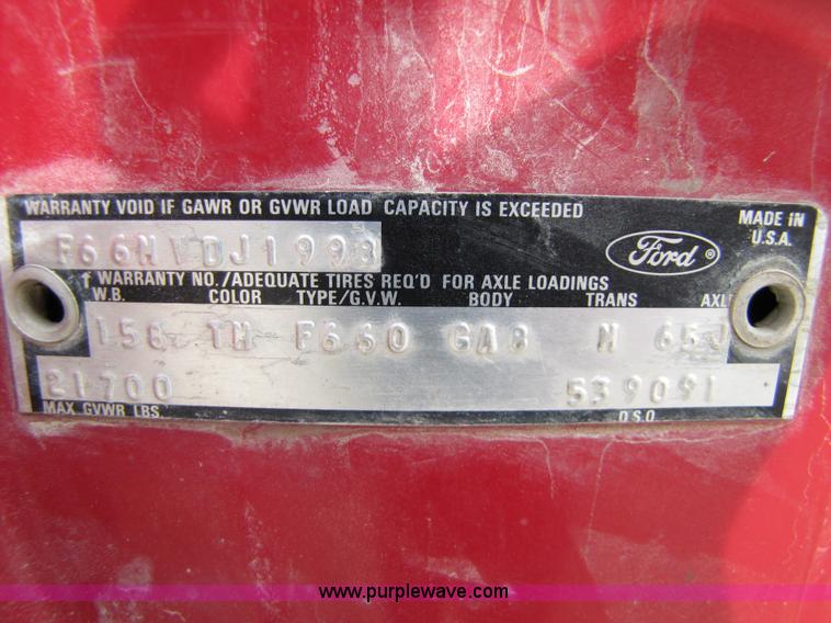 image for item 8660 1979 Ford F600 water truck