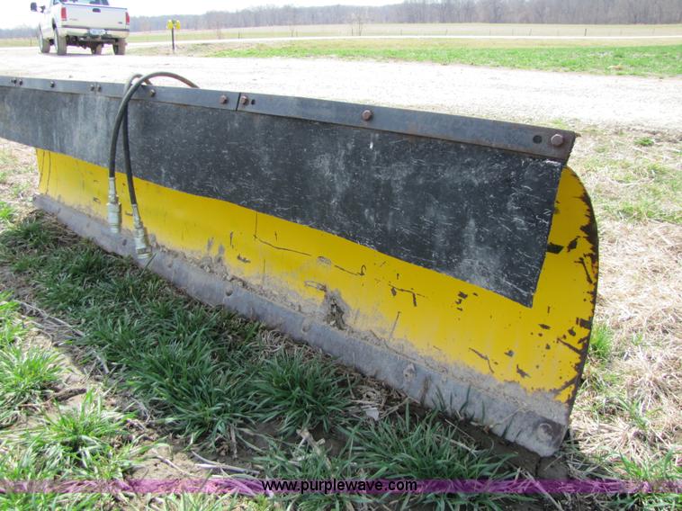 image for item 8666 Meyer C85 skid steer mount snow plow