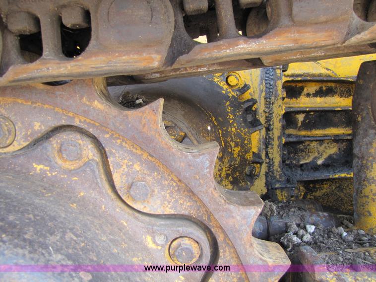 image for item 8669 1966 International TD-15B dozer