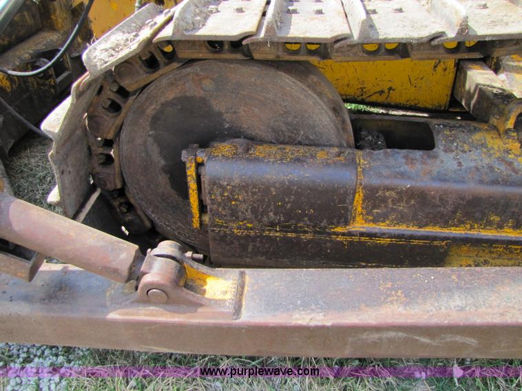 image for item 8669 1966 International TD-15B dozer