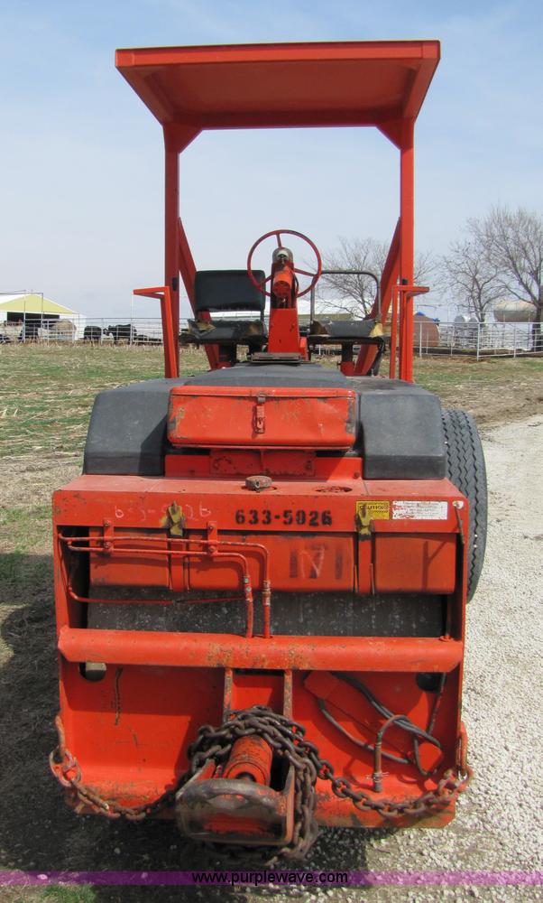 image for item 8670 Galion Dresser S4-6B roller