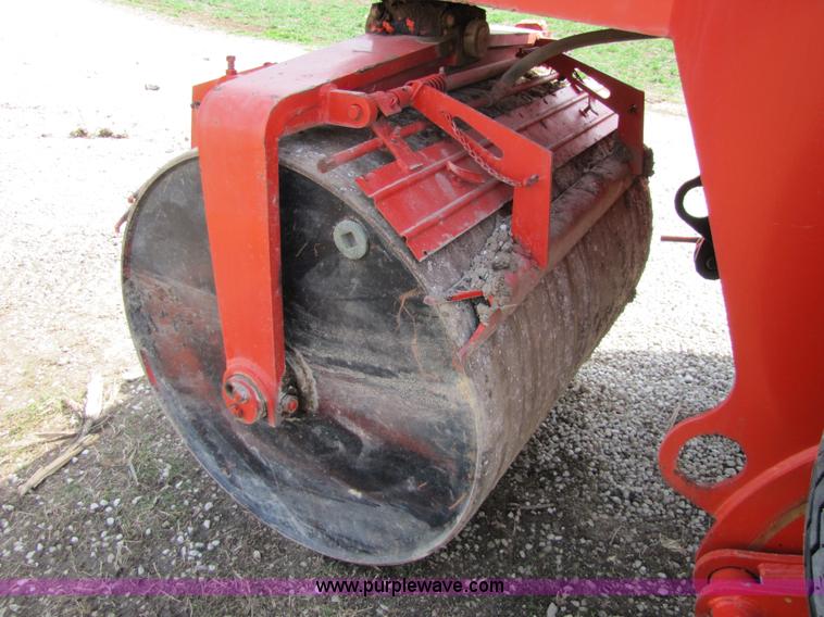 image for item 8670 Galion Dresser S4-6B roller