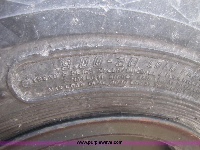 image for item 8670 Galion Dresser S4-6B roller