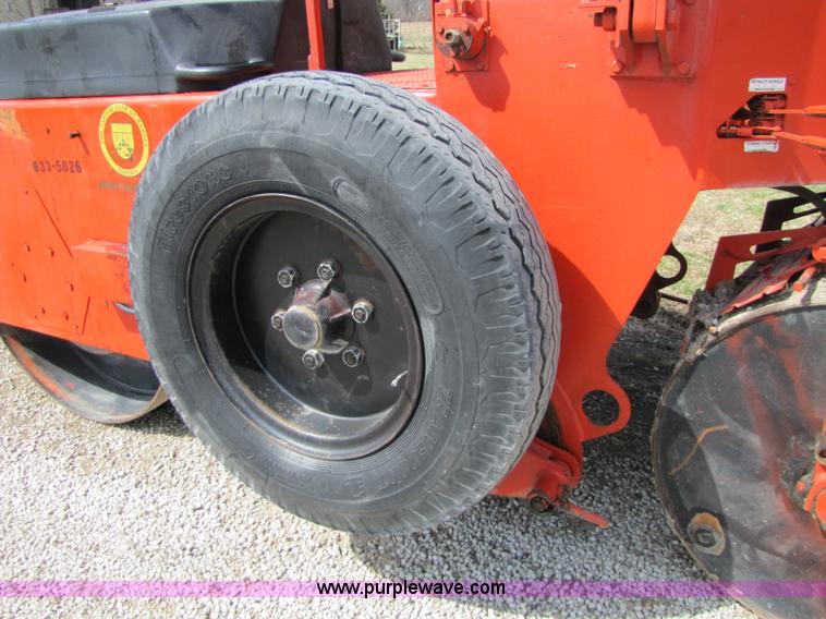 image for item 8670 Galion Dresser S4-6B roller