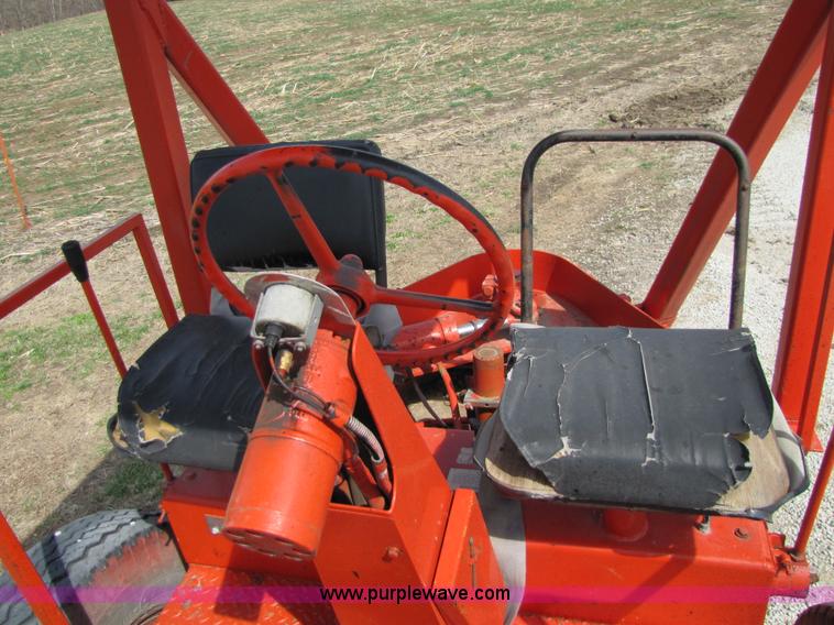 image for item 8670 Galion Dresser S4-6B roller