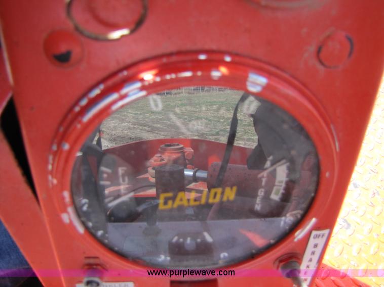 image for item 8670 Galion Dresser S4-6B roller