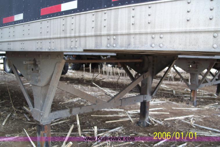 image for item 1000 1998 Great Dane Dry Van