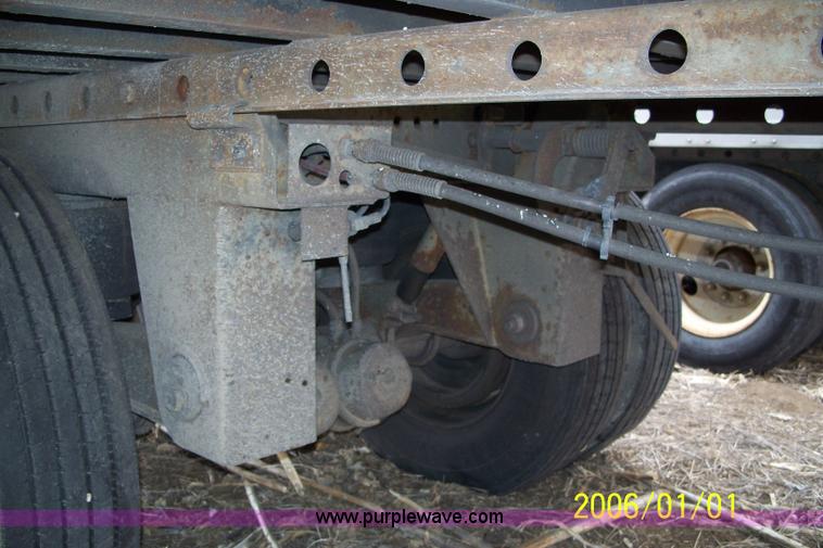 image for item 1000 1998 Great Dane Dry Van