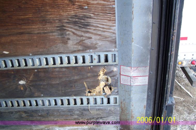 image for item 1000 1998 Great Dane Dry Van