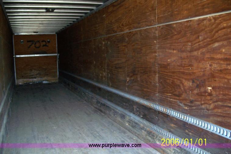 image for item 1000 1998 Great Dane Dry Van