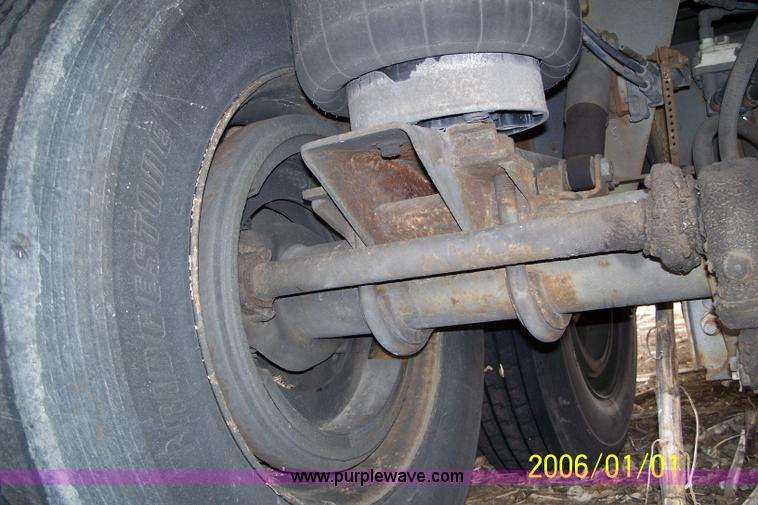 image for item 1000 1998 Great Dane Dry Van