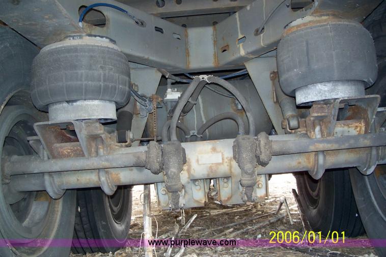 image for item 1000 1998 Great Dane Dry Van