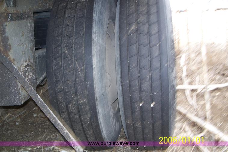 image for item 1001 1998 Great Dane Dry Van